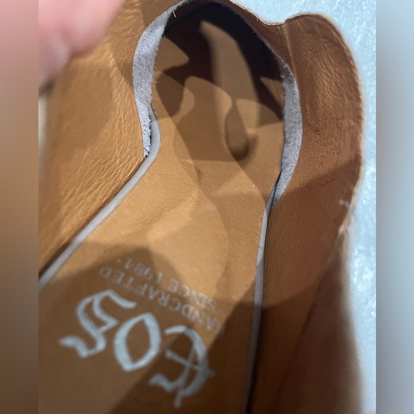 [39/8-8.5]EOS Gray Leather Flats with Strap and Rounded Toe Australian Brand - Picture 10 of 11